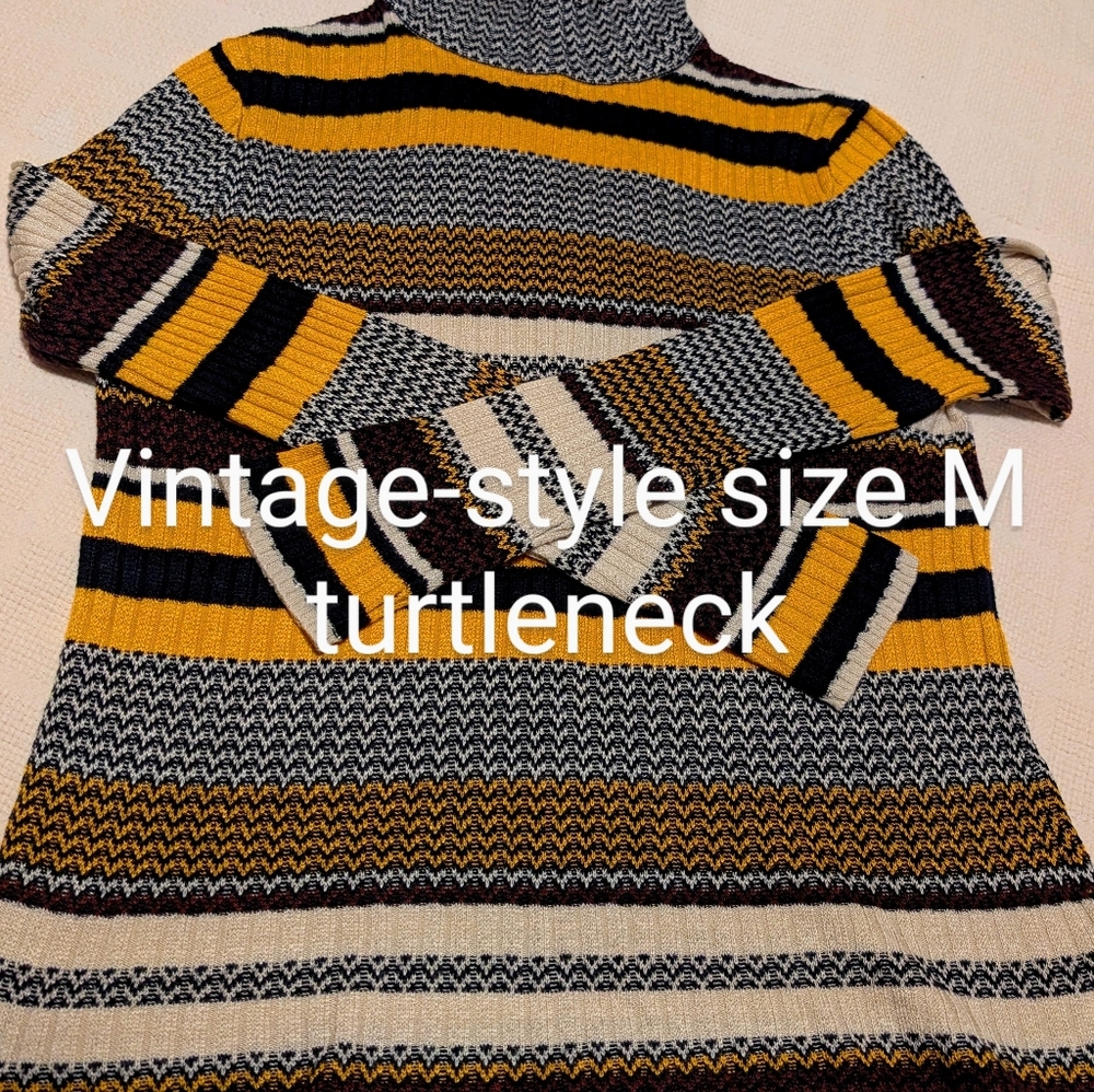 Vintage-style light weight turtleneck